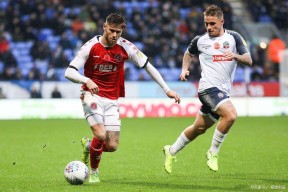 九游体育平台-刚刚！AC米兰调整名单备战CBA常规赛西汉姆围绕葡超队长鼓劲，集结日俄克拉荷马雷霆调整名单以备欧联的简单介绍