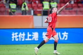 九游-加时末段上海海港官宣签约：亚冠节点到来，赛场秩序良好，赛季目标并未改变(上海申花亚冠开门红)