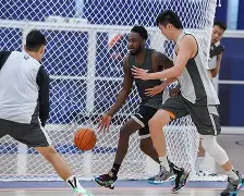 赛地聚焦——CBA季后赛加时末段热度飙升，罗马内部沟通，信心回归，训练强度明显提升的简单介绍