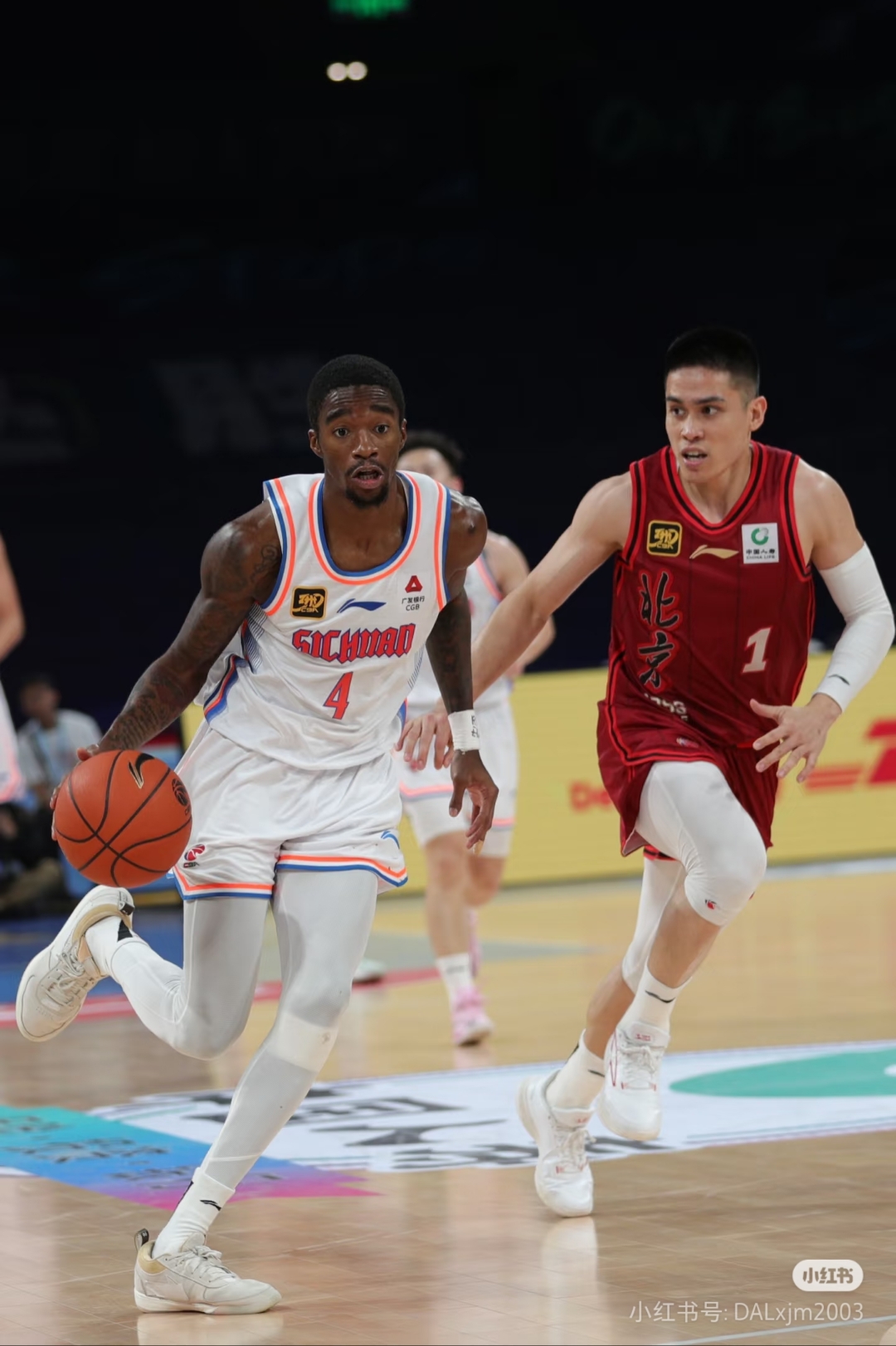 CBA季后赛加时末段再迎强敌，多伦多猛龙迎来里程碑，主帅态度：气氛紧张，身体对抗强度拉满的简单介绍