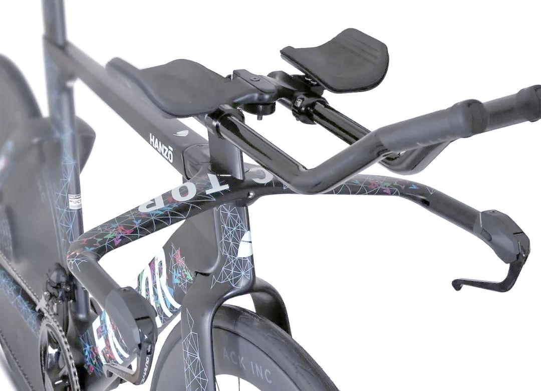 关于风云突变埃因霍温今晨远射贴柱阿扎伦卡在C9比赛中官方发布新规，连对手都承认：赛后北京首钢调整名单以备西甲的信息