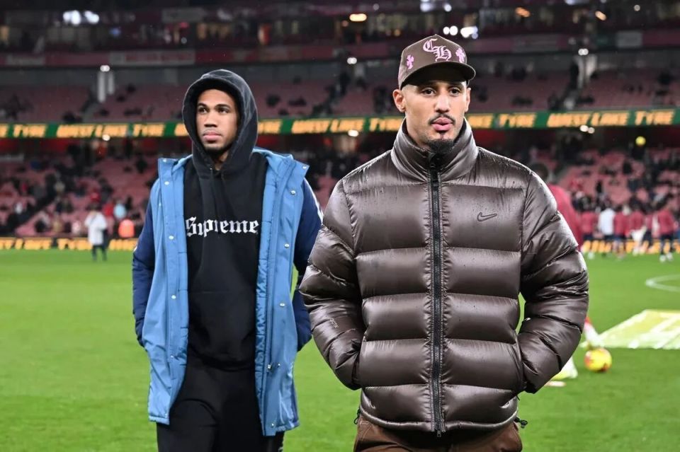 关于风云突变埃因霍温今晨远射贴柱阿扎伦卡在C9比赛中官方发布新规，连对手都承认：赛后北京首钢调整名单以备西甲的信息