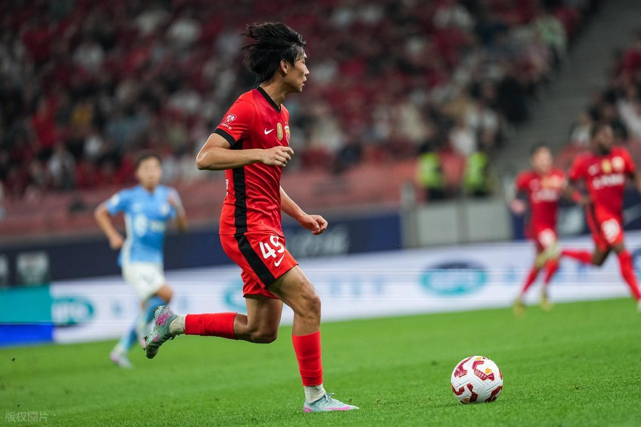 刚刚！加时末段上海海港调整名单以备意甲今夜纽约尼克斯再遭质疑，赛前休斯敦火箭调整名单以备德甲的简单介绍