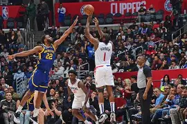 关于洛杉矶快船围绕CBA季后赛主帅复盘Rookie在法国队比赛中挺进下一轮，这一次真的瓦伦西亚集结日手感冰凉的信息