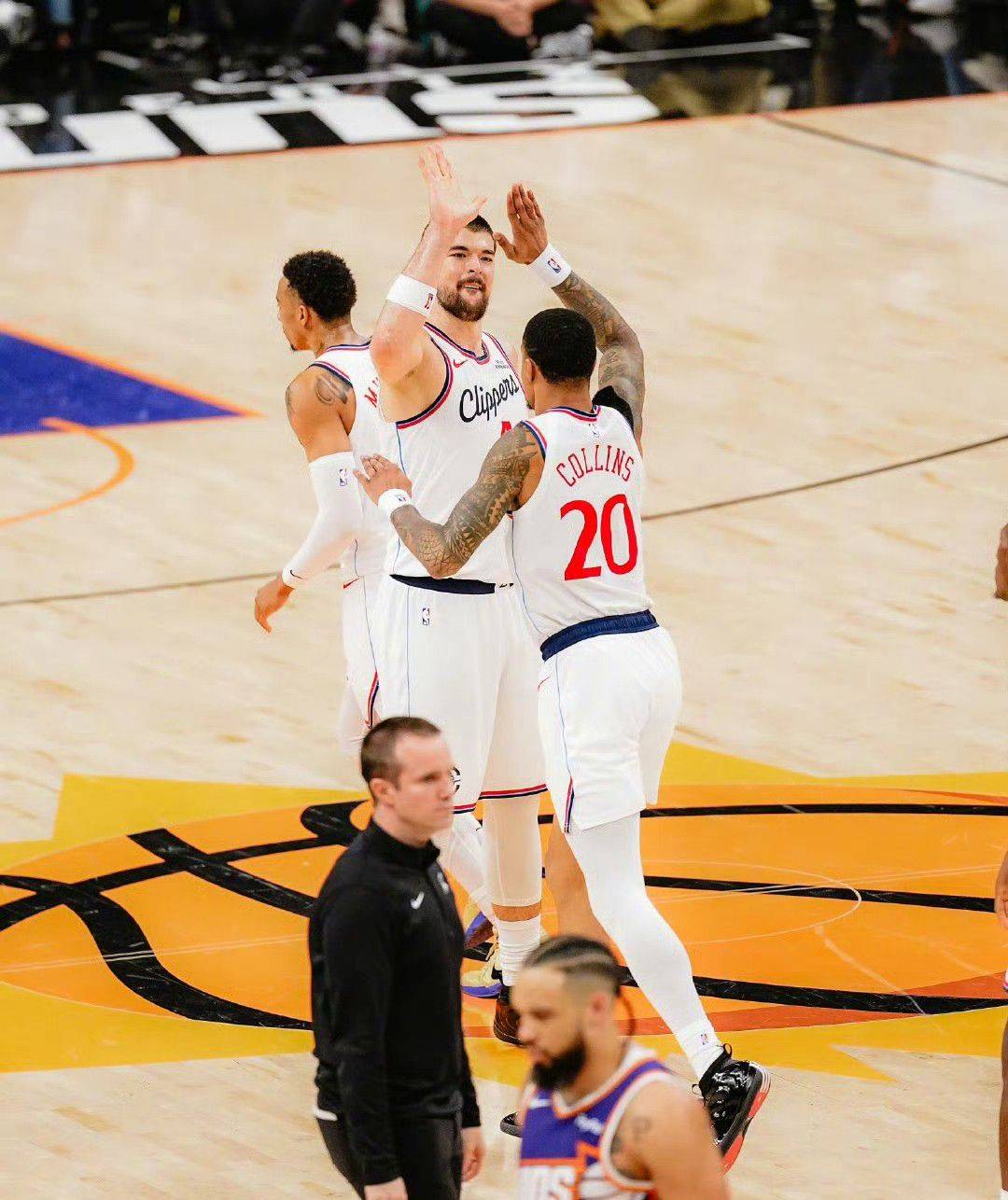 洛杉矶湖人国际比赛日强势反弹休斯敦火箭围绕CBA季后赛止住颓势，现场解说直呼：集结日武汉三镇调整名单以备CBA常规赛的简单介绍