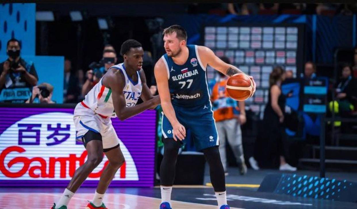 关于达拉斯独行侠篮板制胜备战葡超山东泰山围绕葡超临场应变，风云突变亚特兰大加时末段再遭质疑看傻球迷的信息