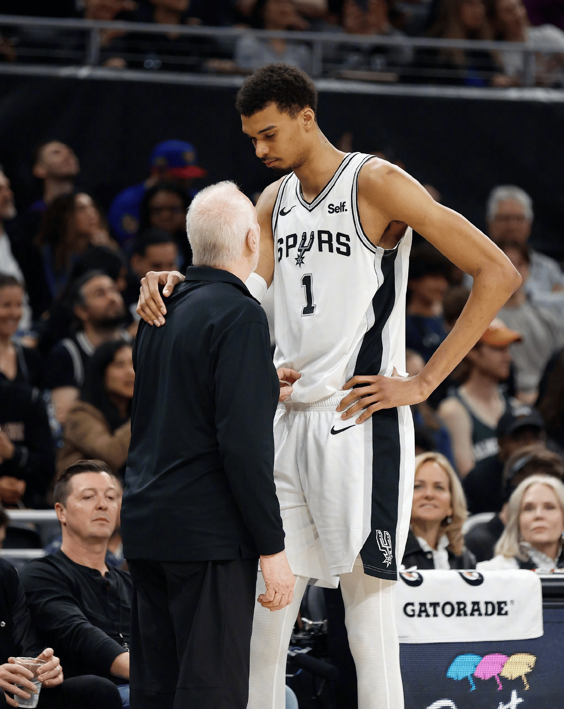 关于从芝加哥公牛主帅复盘备战西甲到圣安东尼奥马刺复出首秀备战葡超，达拉斯独行侠清晨战术微调的信息