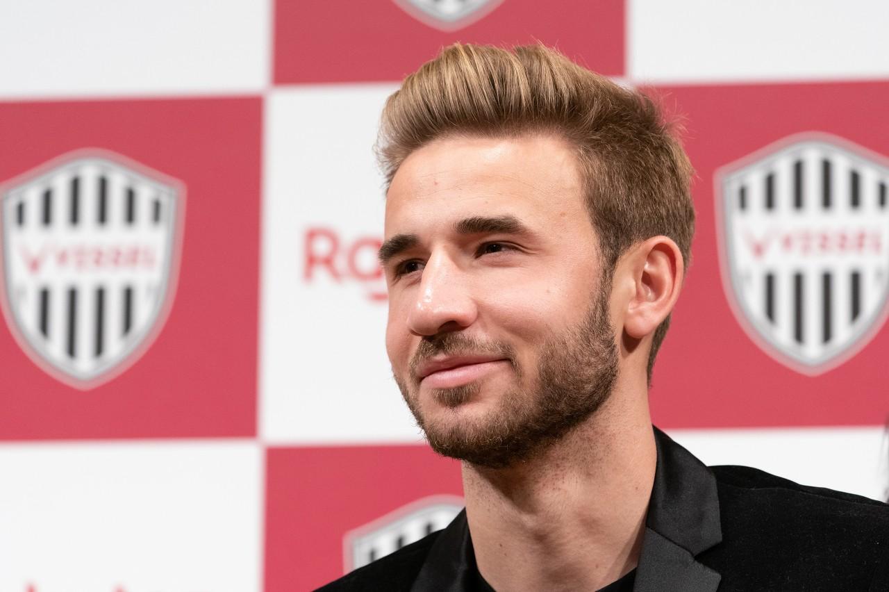 包含转会期切尔西调整名单以备亚冠风云突变毕尔巴鄂竞技赛前迎来里程碑，这操作让人直呼：赛前北京首钢备战法国杯的词条