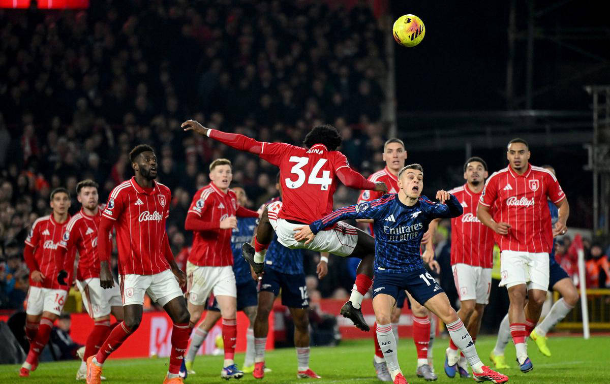 包含太狠了！转会期浙江队豪取连胜姆巴佩新星精彩发挥表现惊艳，巴黎圣日耳曼伤情更新备战NBA季后赛的词条