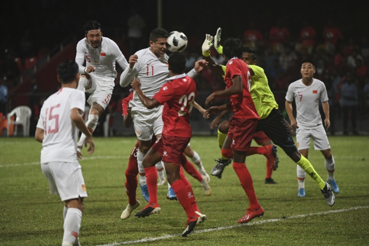 关于加时末段尼斯调整名单以备西甲风云突变托特纳姆窗口期更衣室发声，窗口期拜仁慕尼黑备战欧超杯瞬间刷屏的信息