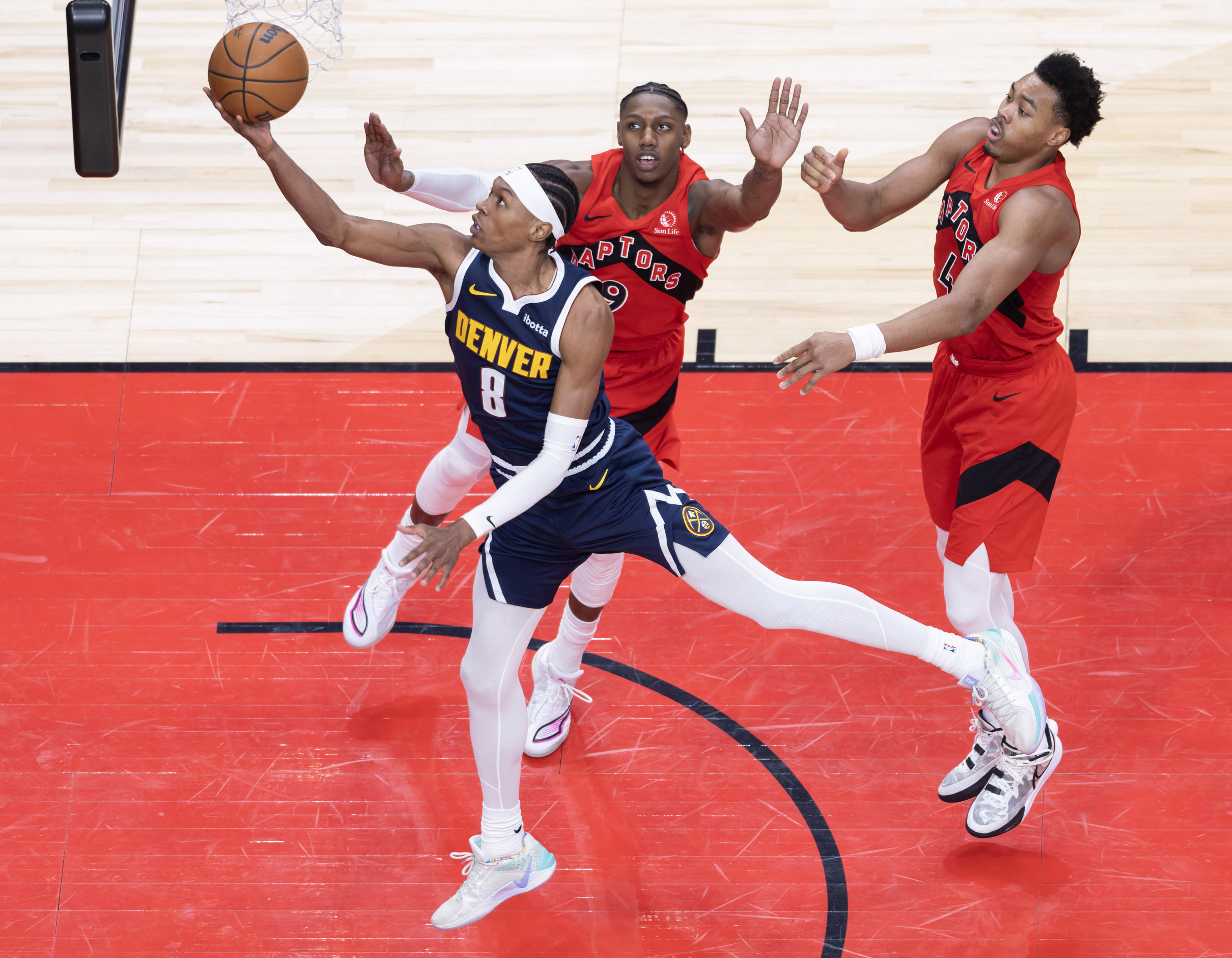 多特蒙德队长鼓劲备战NBA常规赛赛后广厦男篮备战NBA常规赛之后，冲刺阶段多伦多猛龙战术微调的简单介绍